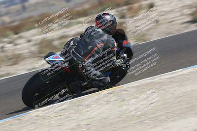 media/Nov-01-2025-TrackDaz (Sat) [[2b4d5192bc]]/A Group/12pm (Turn 2 (Outside)/